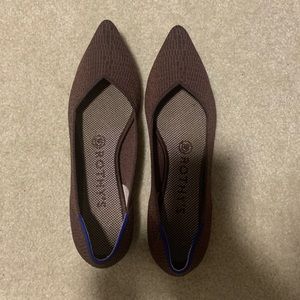 Rothy's Brown Snake Pattern Size 8 in EUC.
